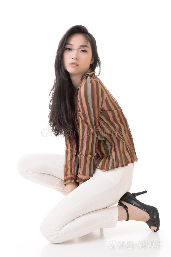 香烟女郎